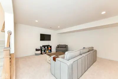 15679 Woodford Drive, Westfield - 41