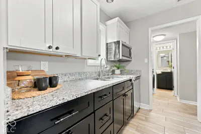 2505 Spring Hill Court, Indianapolis - 25