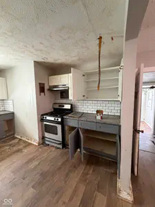 80 5th Avenue, Beech Grove - 7