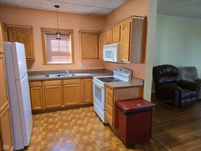 102-104 Walnut Street, Fairland - 16