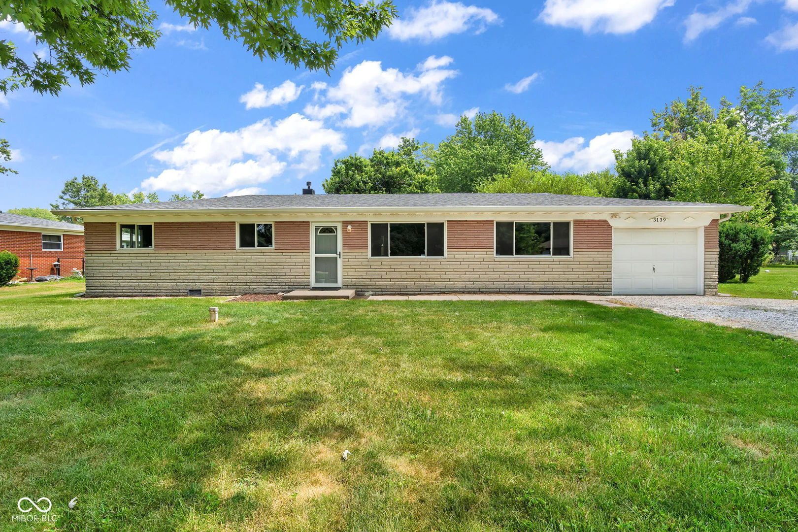 3139 Richardt, Indianapolis