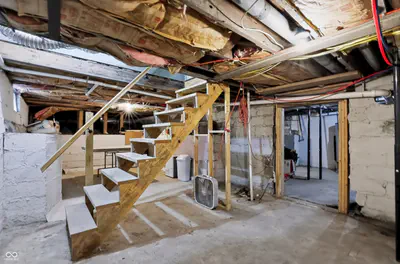 422 Dearborn Street, Indianapolis - 39