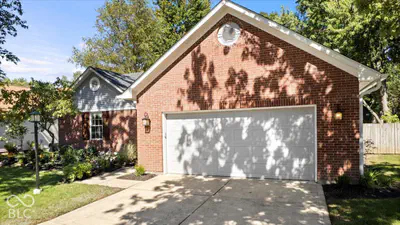 6630 Wilderness Trail, Fishers - 2