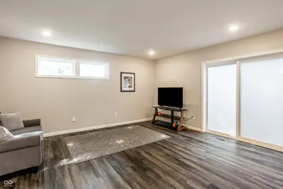 2323 E 57th Street, Indianapolis - 6