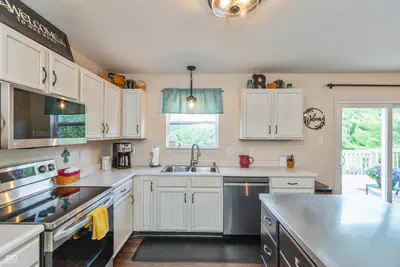 2426 Manita Drive, Indianapolis - 6