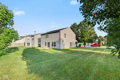 6921 Maywood Circle, Avon - 14