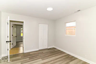 9226 Rochelle Drive, Indianapolis - 21