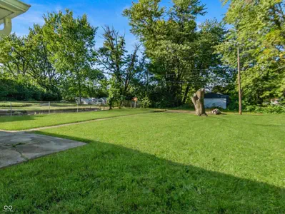 1912 E Highland Avenue, Muncie - 20