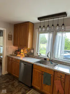 1121 W Washington Avenue, Shelbyville - 10