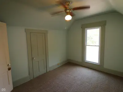302 Washington Street, Waynetown - 41