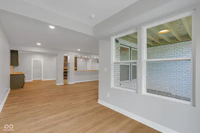 1121 Brookside Court, Avon - 77