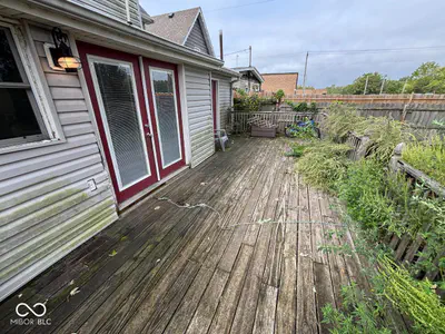 112 Vine Street, Gas City - 30