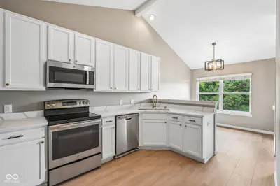 1152 Longwell Lane, Indianapolis - 3