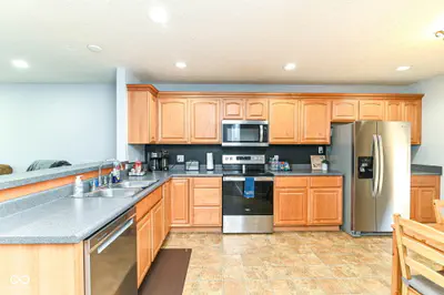 5022 Quail Ridge Drive, Muncie - 14