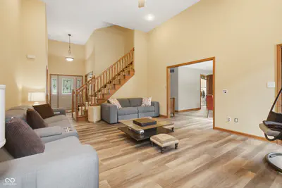 4015 Highland Park Drive, Greenwood - 3