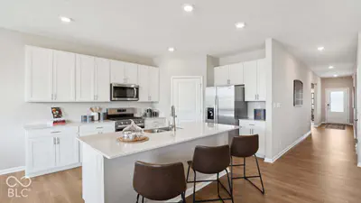 6080 Camarillo Drive, Whitestown - 11