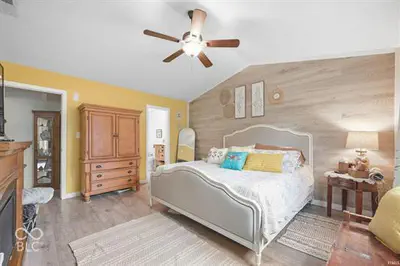 1480 Hedge, Greenfield - 11