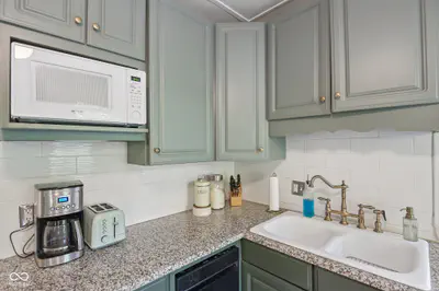 545 37th Street, Indianapolis - 21