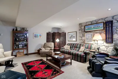 7592 Poplar Point Drive, Trafalgar - 38