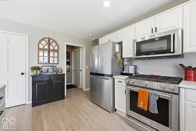 9009 Hamilton Road, Yoder - 17