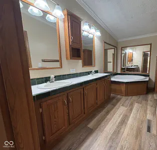 1457 Spirea Court, North Vernon - 27