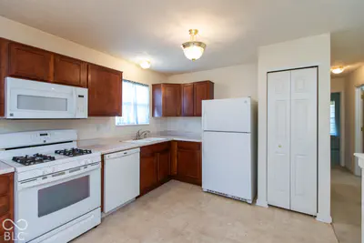 8113 Sydney Lane, Avon - 6