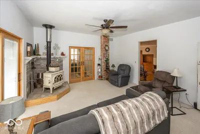 10025 County Road 450 Road, Shirley - 6