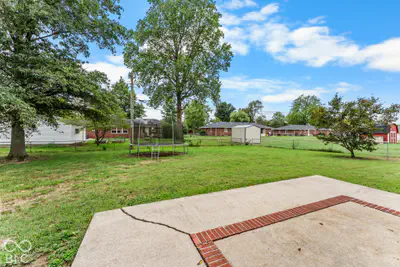 1521 Robin Hood Drive, Seymour - 10