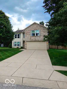 10643 Howe Road, Fishers