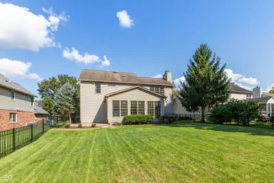 10950 Midnight Pass, Fishers - 32