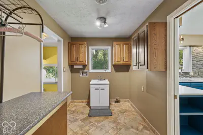 2500 S Edgewood Cove, Martinsville - 18