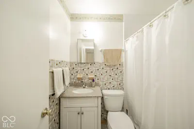 797 N 500 Road W, Anderson - 10