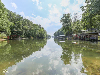 8215 Sweetwater Drive, Nineveh - 22