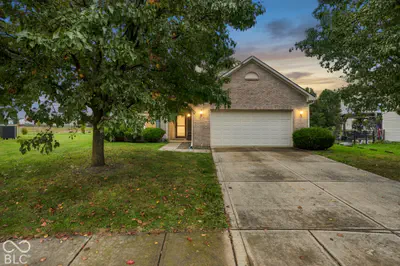 2349 Cole Wood Circle, Indianapolis - 3