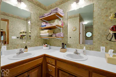 7620 Hall Road, Monrovia - 34