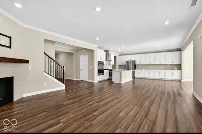 929 Garrison Drive, Greenwood - 17