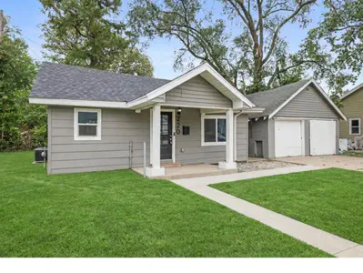 220 29th Street, Anderson