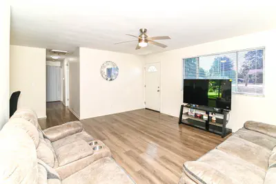 10056 126 Street, Fishers - 7