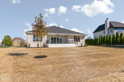 5421 Camden Lane, Greenwood - 70