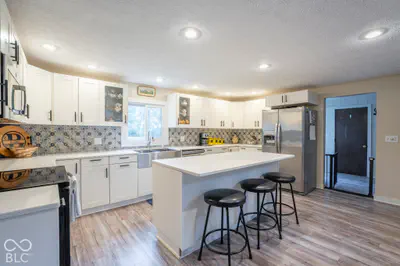 1744 1000, Fountaintown - 11