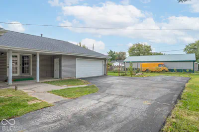 2401 11th Street, Muncie - 23