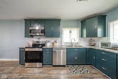 2513 W 300 S, Shelbyville - 28