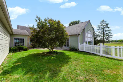 9510 235th Street, Cicero - 77