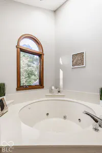 9037 Pinecreek Way, Indianapolis - 21