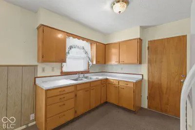 20 N Middleton Drive, Franklin - 10