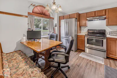 625 Woods Crossing Drive, Indianapolis - 23
