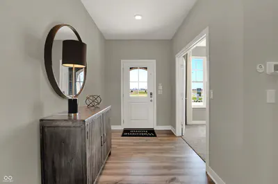8669 Bauchert Street, Fortville - 5