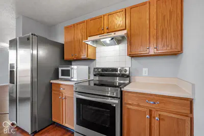 10920 Zimmerman Lane, Indianapolis - 13