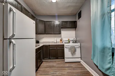 2808 Capitol Avenue, Indianapolis - 25