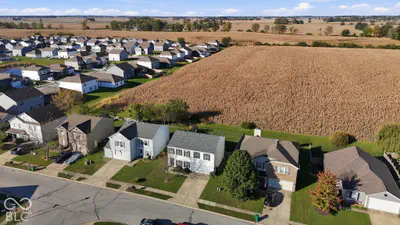 11398 N Meadowbend Way, Monrovia - 30